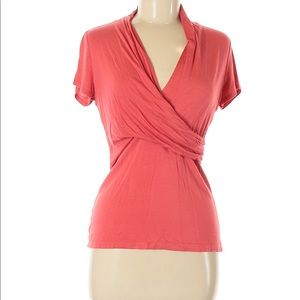 ✨ 2 for 50✨ 
Short sleeve top